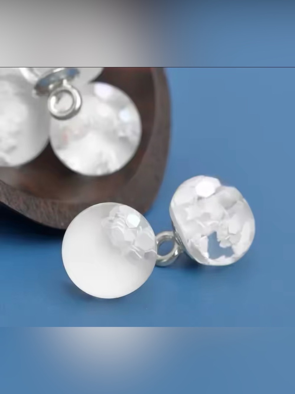 10, 10mm (0.394") Clear Resin With White Fleck Buttons for Sewing Or Crafts, NIP